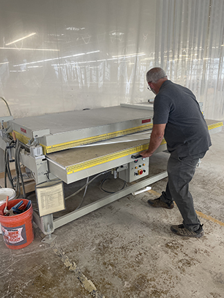 Fabricators at Solid Surface Training June 2024 Thermoforming